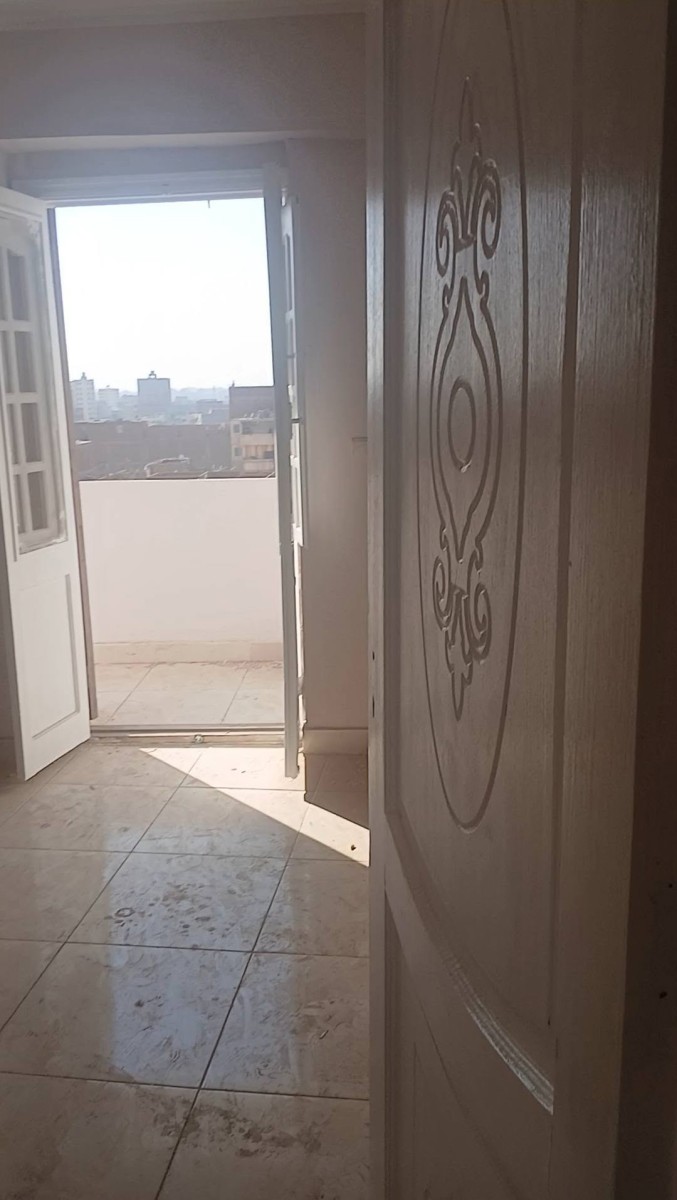 شقه للايجار 3 غرف وصاله شارع سند عبد الحكيم الخمسين 120 متر