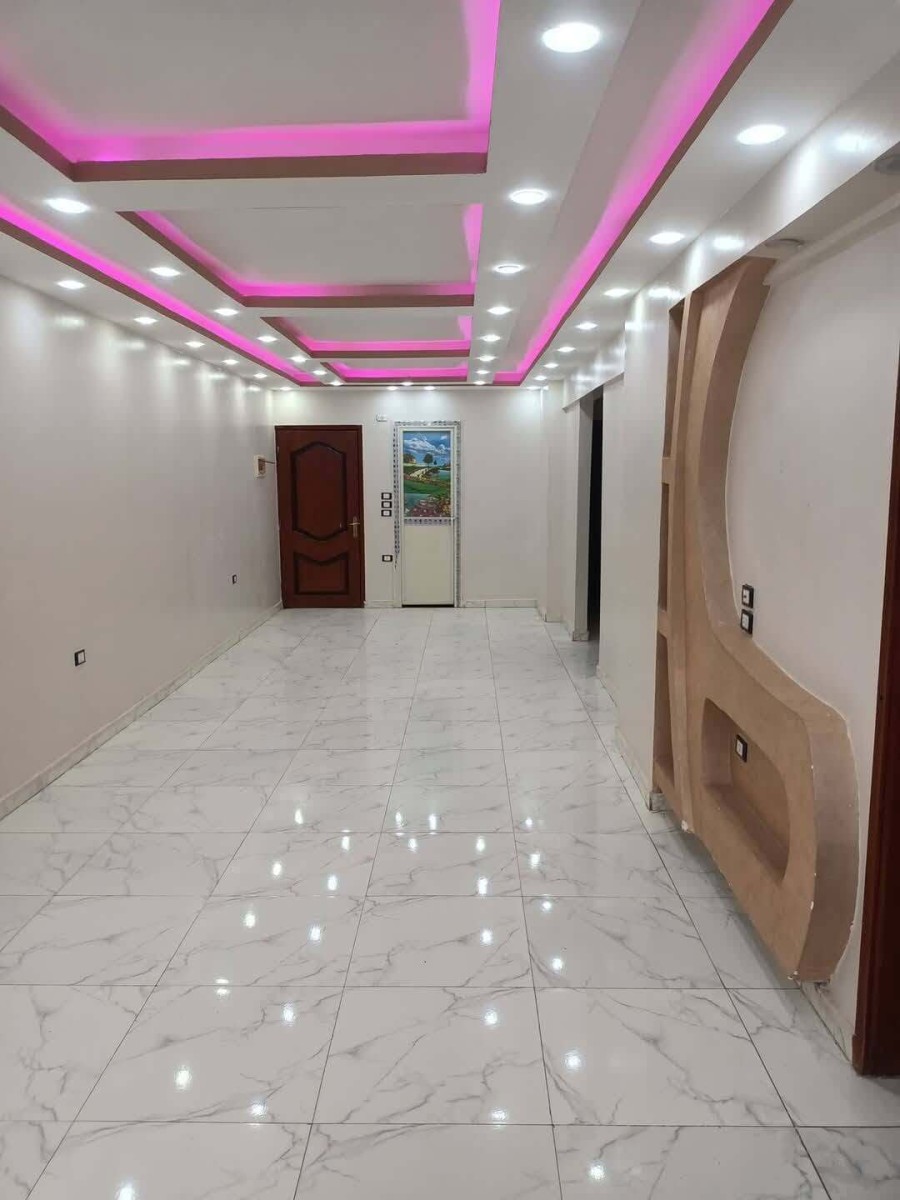 شقه للبيع النزهة 2 من شارع 27 دور 11 برج 14 دور 120 متر