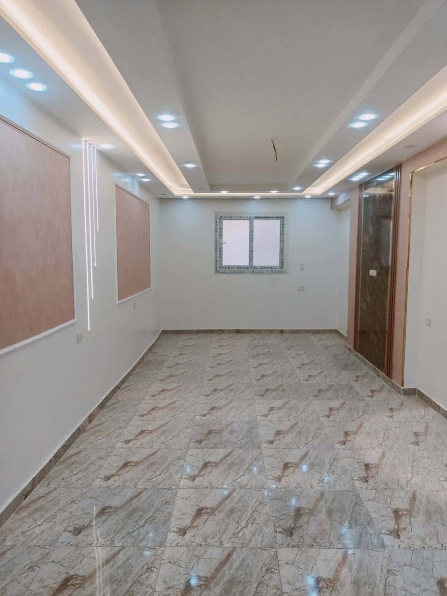 شقه للايجار النزهة 2 متفرع من ال27 دور عاشر اسانسير 150 متر