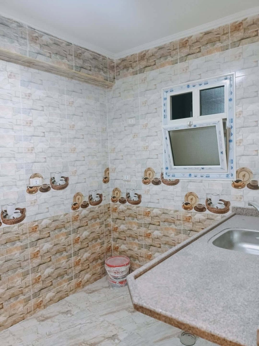 شقه للايجار النزهة 2 متفرع من ال27 دور عاشر اسانسير 150 متر