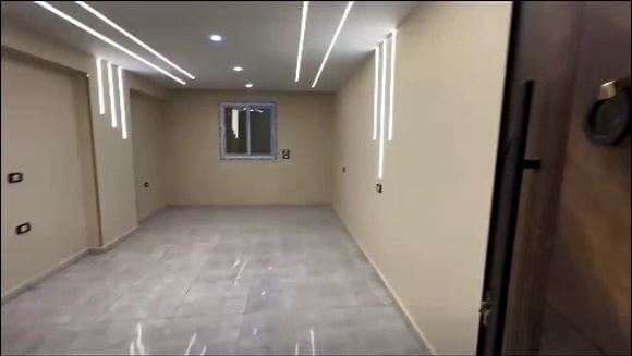 شقة للبيع النزهة 2 جانبى من شارع 27 الدور 10 أسانسير 3 غرف