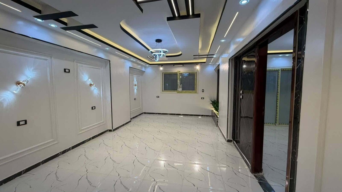 شقة للإيجار أول سكن في جسر السويس 3 غرف بـ 7200 جنية