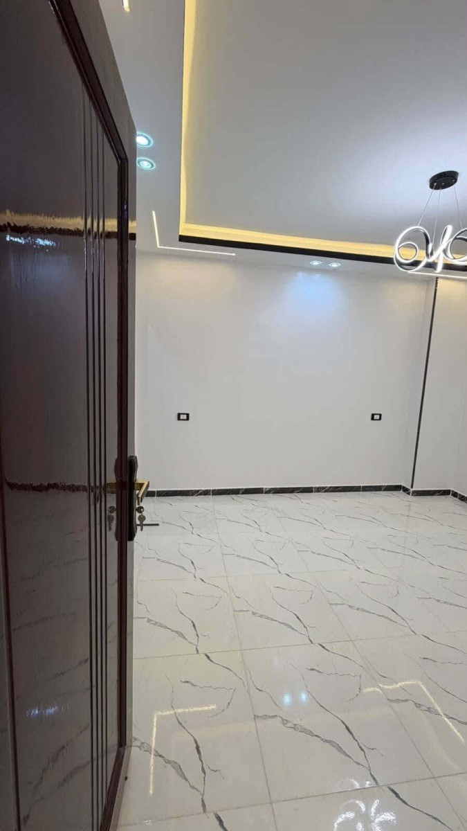 شقة للإيجار أول سكن في جسر السويس 3 غرف بـ 7200 جنية