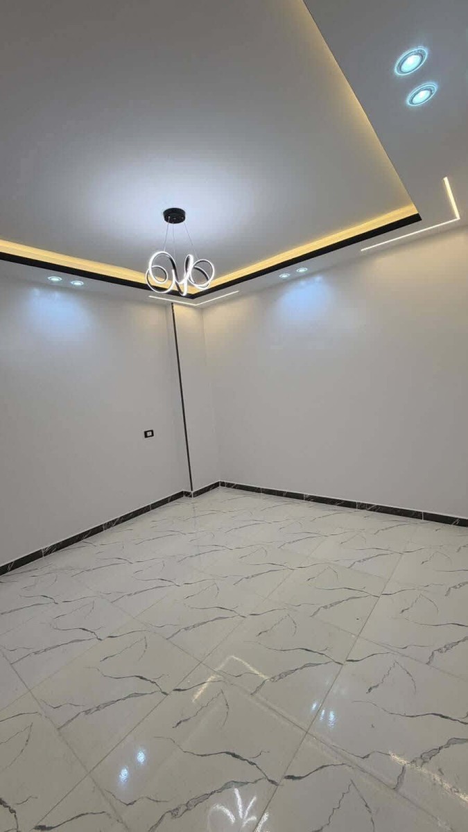 شقة للإيجار أول سكن في جسر السويس 3 غرف بـ 7200 جنية