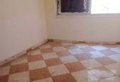 شقة للبيع النزهة 2 جانبي من شارع الاربعين الدور الدور الخامس 80 متر